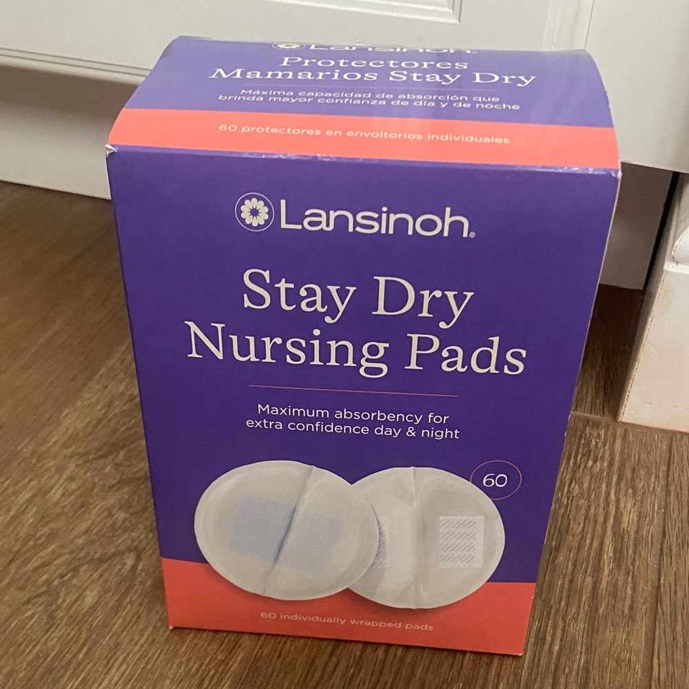 🧡 Lansinoh Stay Dry Nursing Pads